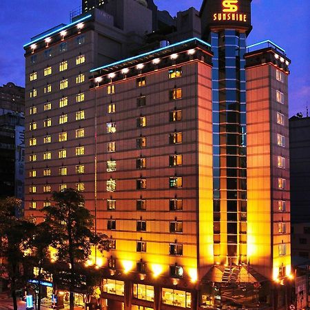 Hotel Sunshine Kaohsiung Extérieur photo