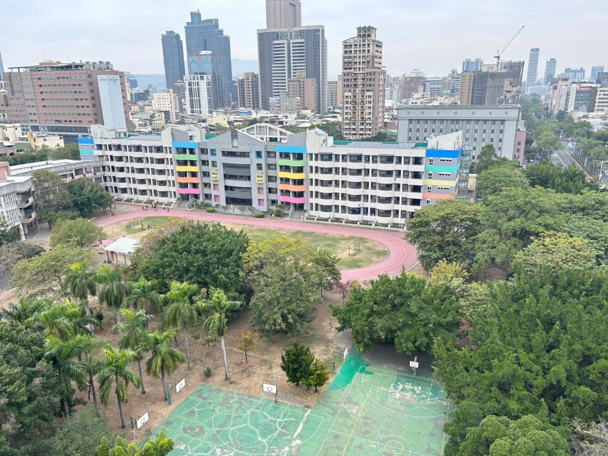Hotel Sunshine Kaohsiung Extérieur photo