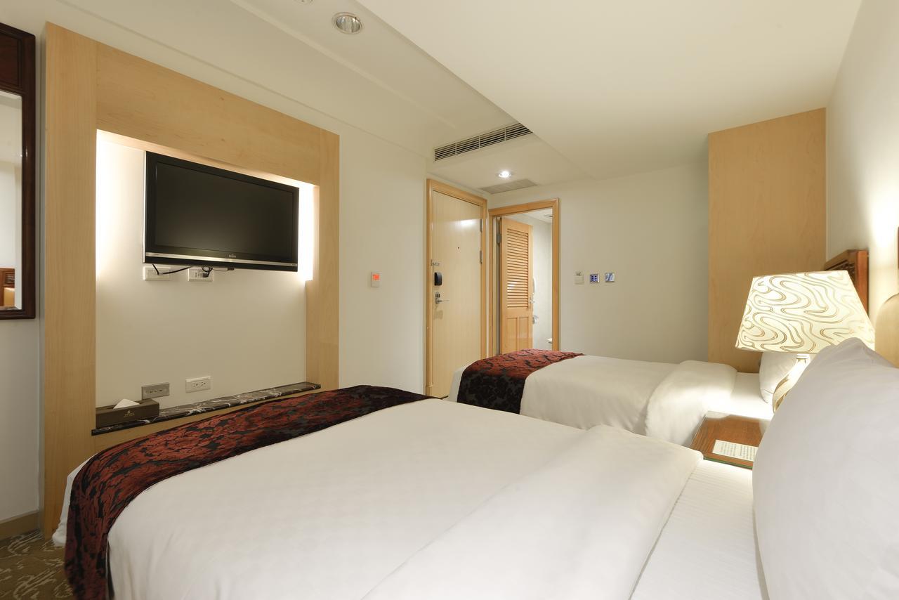 Hotel Sunshine Kaohsiung Extérieur photo