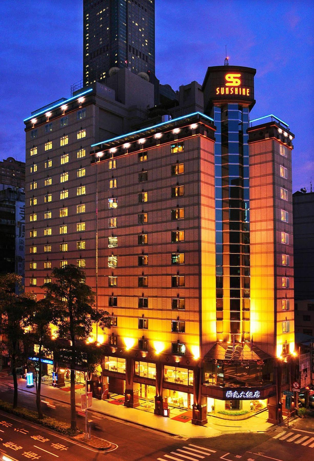 Hotel Sunshine Kaohsiung Extérieur photo